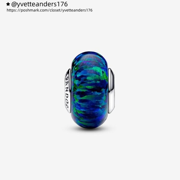 Pandora Opalescent Green Charm - Picture 3 of 5